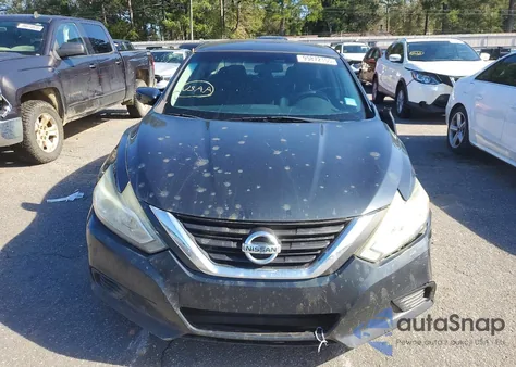2016 Nissan Altima 2.5 z USA, uszkodzony, nr VIN 1N4AL3AP1GN327888